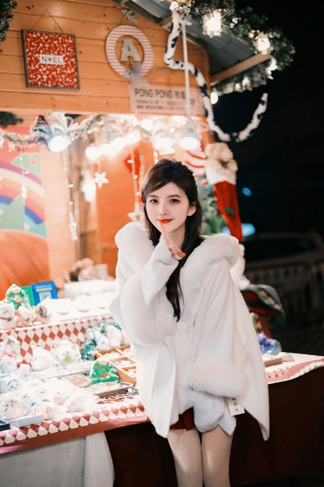 YiTuYu艺图语 Vol.8295 Tifa丁小妮 (31P)