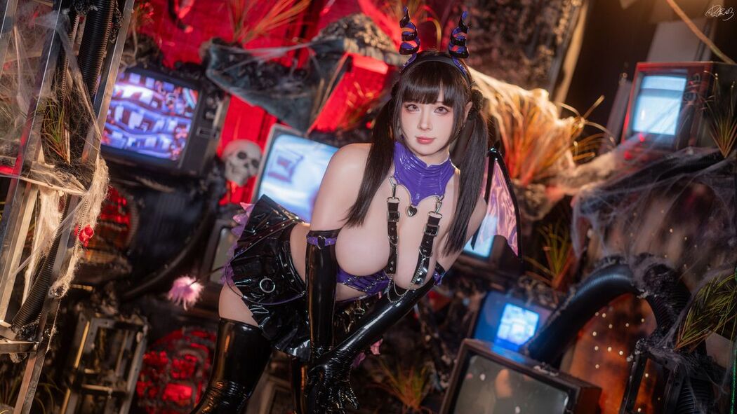 Coser@皮皮奶可可爱了啦 – 紫博魅 赛博魅魔 Part1 (51P – 1V)