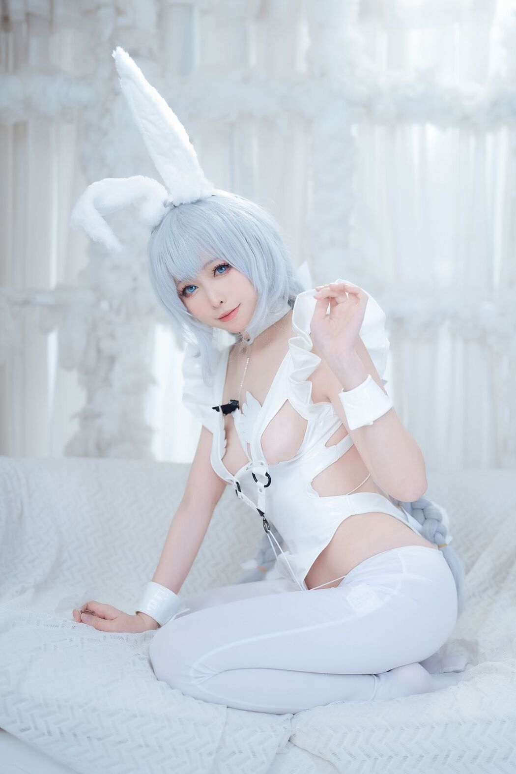Coser@樱岛嗷一 – 恶毒兔女郎 (20P)