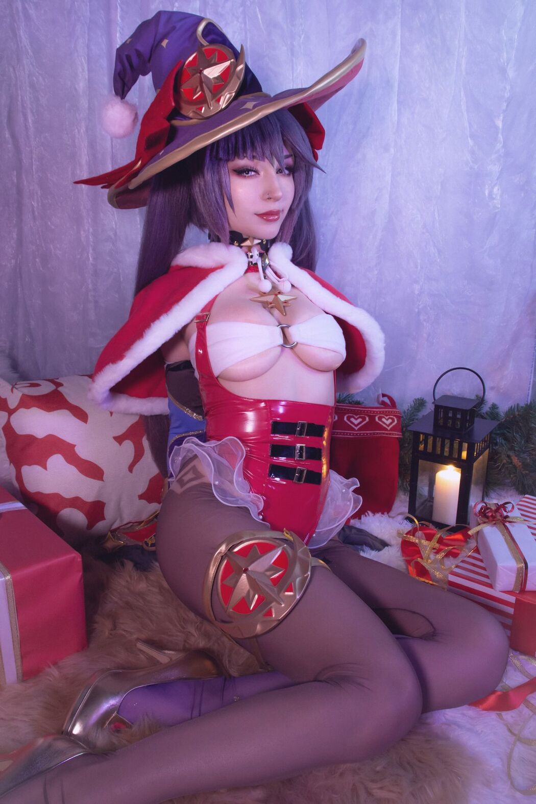 Coser@Shiro Kitsune &#8211; 原神-莫娜 &#8211; 圣诞版 Mona Xmas (42P)