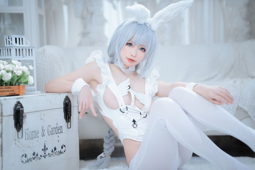 Coser@樱岛嗷一 – 恶毒兔女郎 (20P)