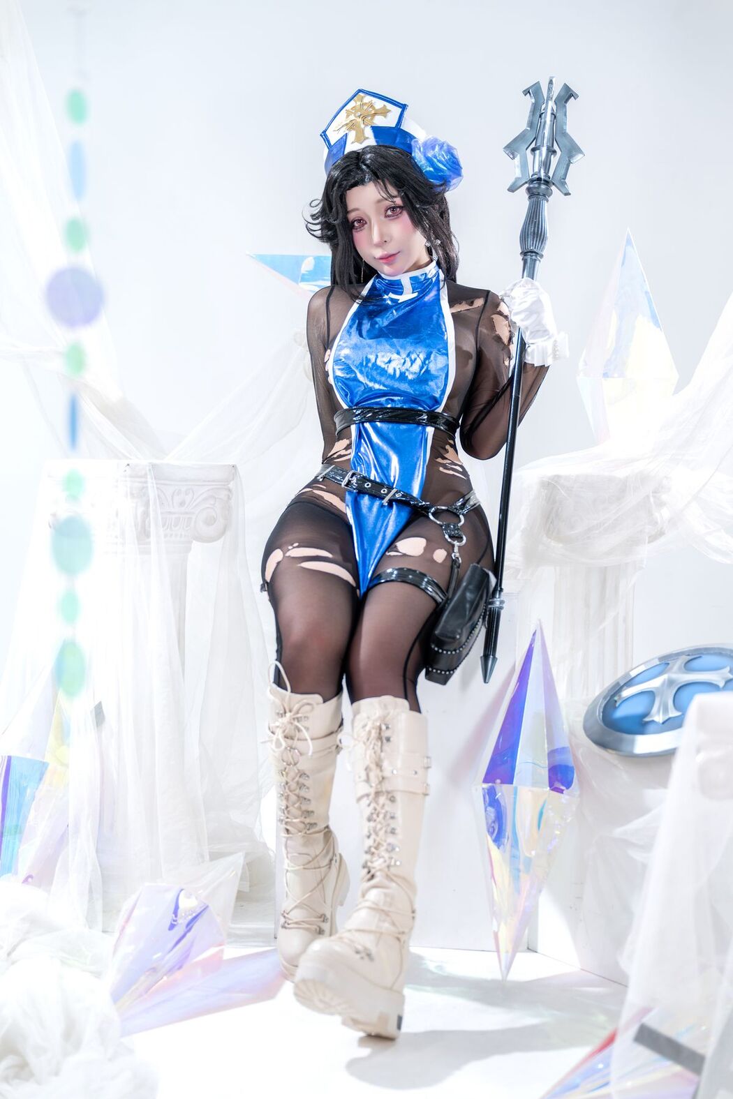 Coser@UmekoJ – Maiden Ice Rose Part1 (48P – 9V)