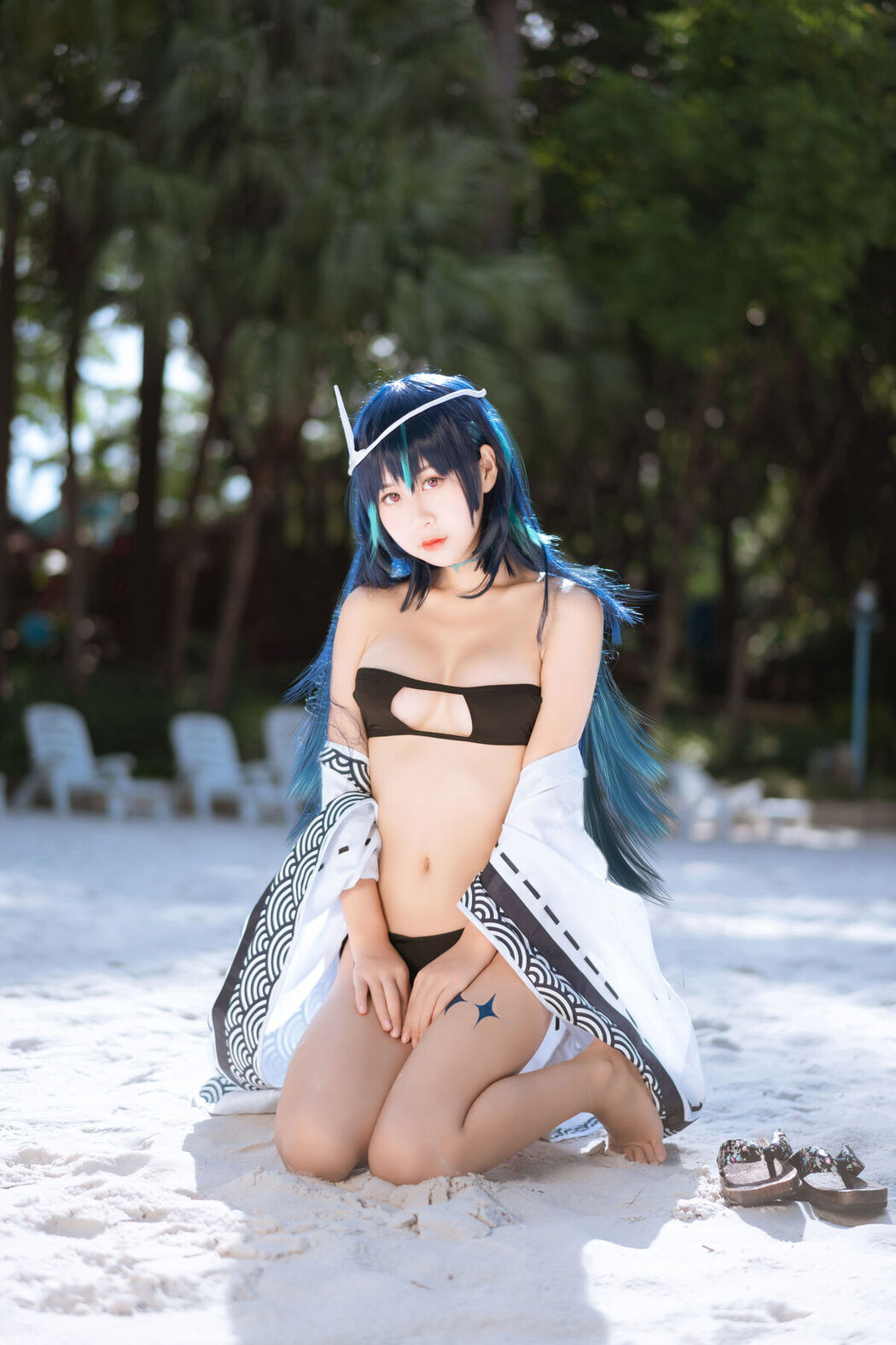 Coser@萌芽儿o0 – 幽灵妹妹 (32P)