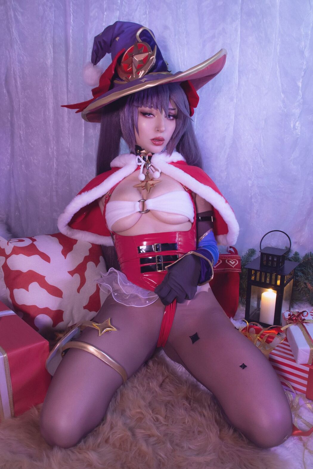 Coser@Shiro Kitsune &#8211; 原神-莫娜 &#8211; 圣诞版 Mona Xmas (42P)