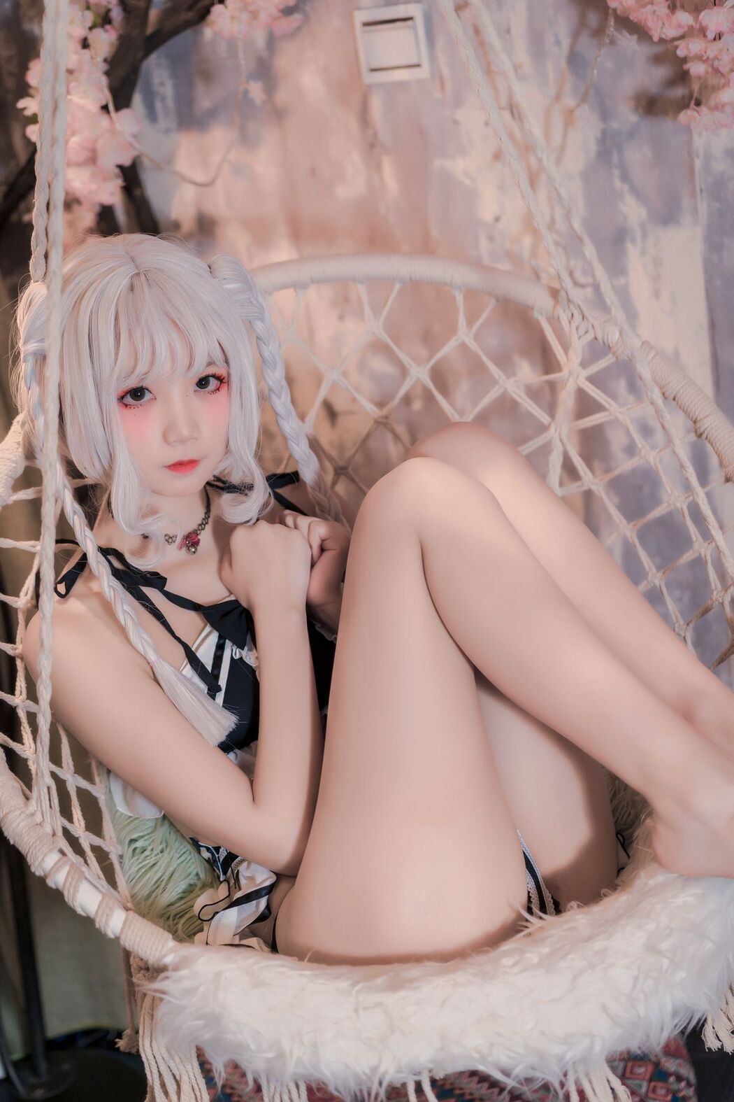 Coser@五更百鬼 – 圣女 吊带黑丝 (61P)