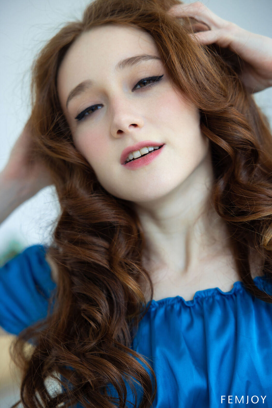 FemJoy Alice Mido &#8211; Blue Silk (84P)