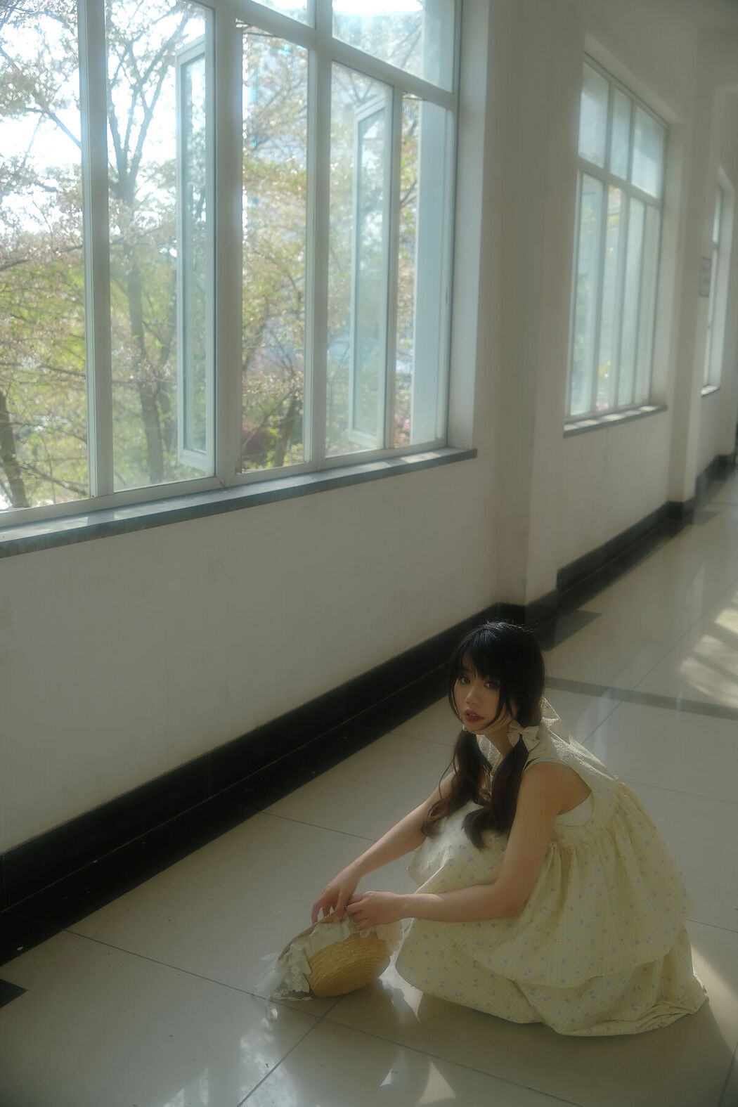 YiTuYu艺图语 Vol.8300 祝勺子 (24P)
