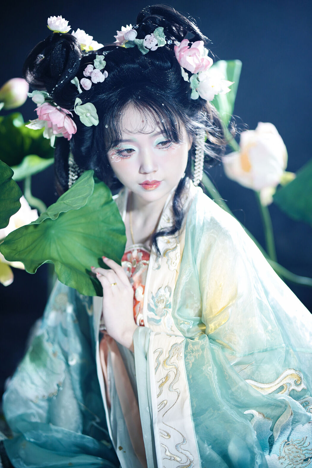 YiTuYu艺图语 Vol.8296 小小 (22P)