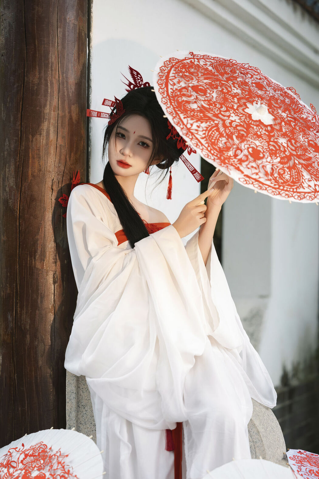 YiTuYu艺图语 Vol.8303 失眠面包蟹 (32P)