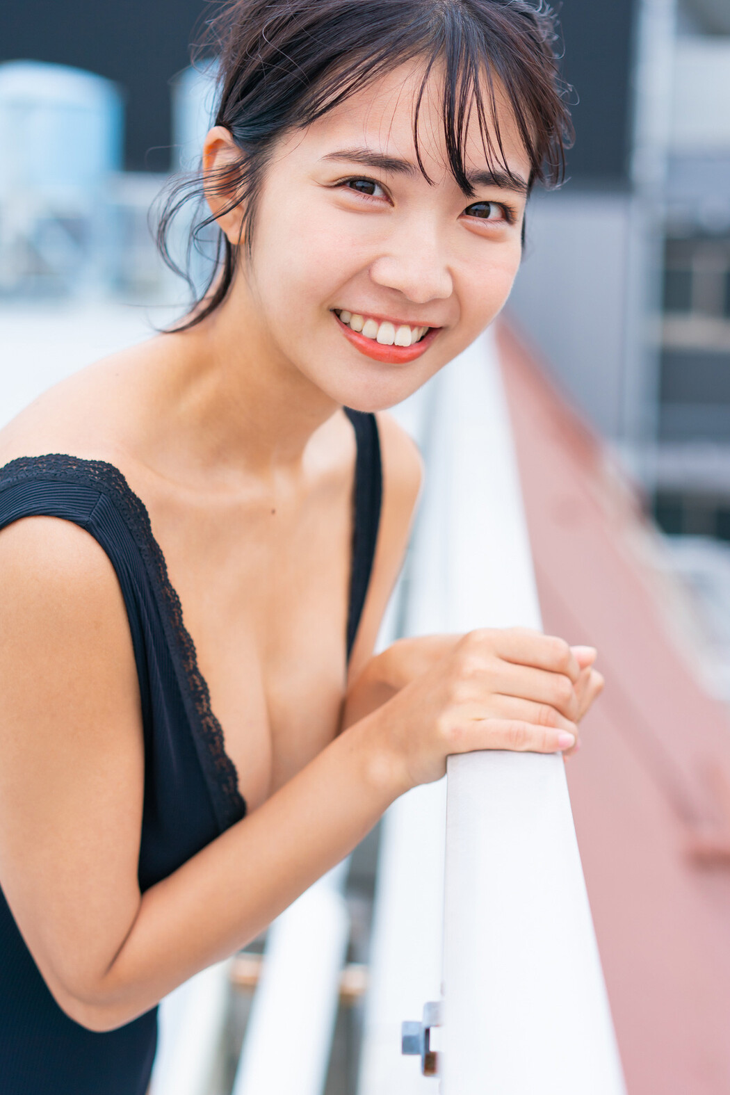 Amau Kisumi 天羽希純, FLASHデジタル写真集 「銭湯で大はしゃぎ!」 Set.02