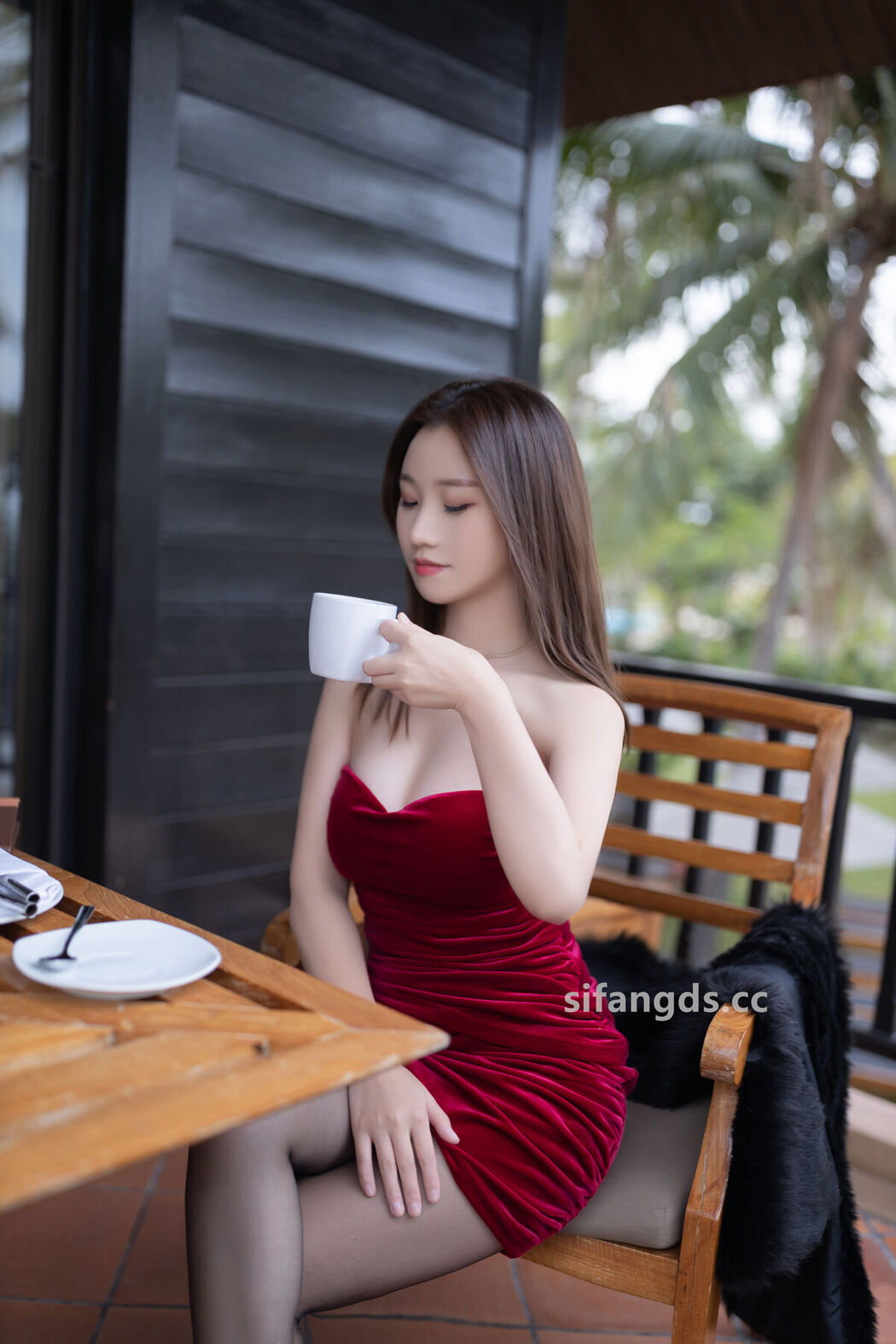 XR Uncensored Kyoko Yada 杏子Yada – R18 秀人网模特 被下药后的一夜情 Part01 (67P – 2V)