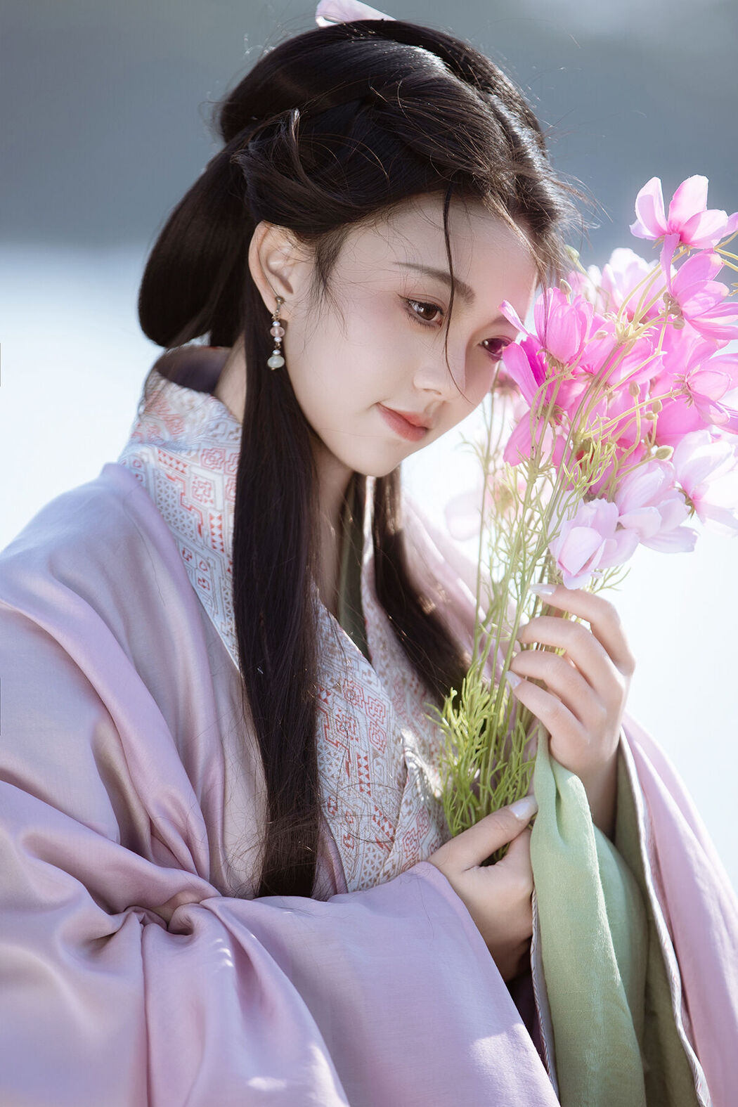 YiTuYu艺图语 Vol.8304 谨陬捌 (31P) Cover Photo