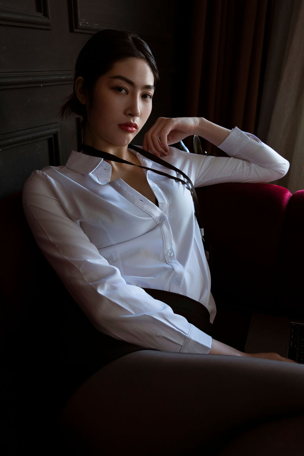 YiTuYu艺图语 Vol.8298 桑妮 (27P)