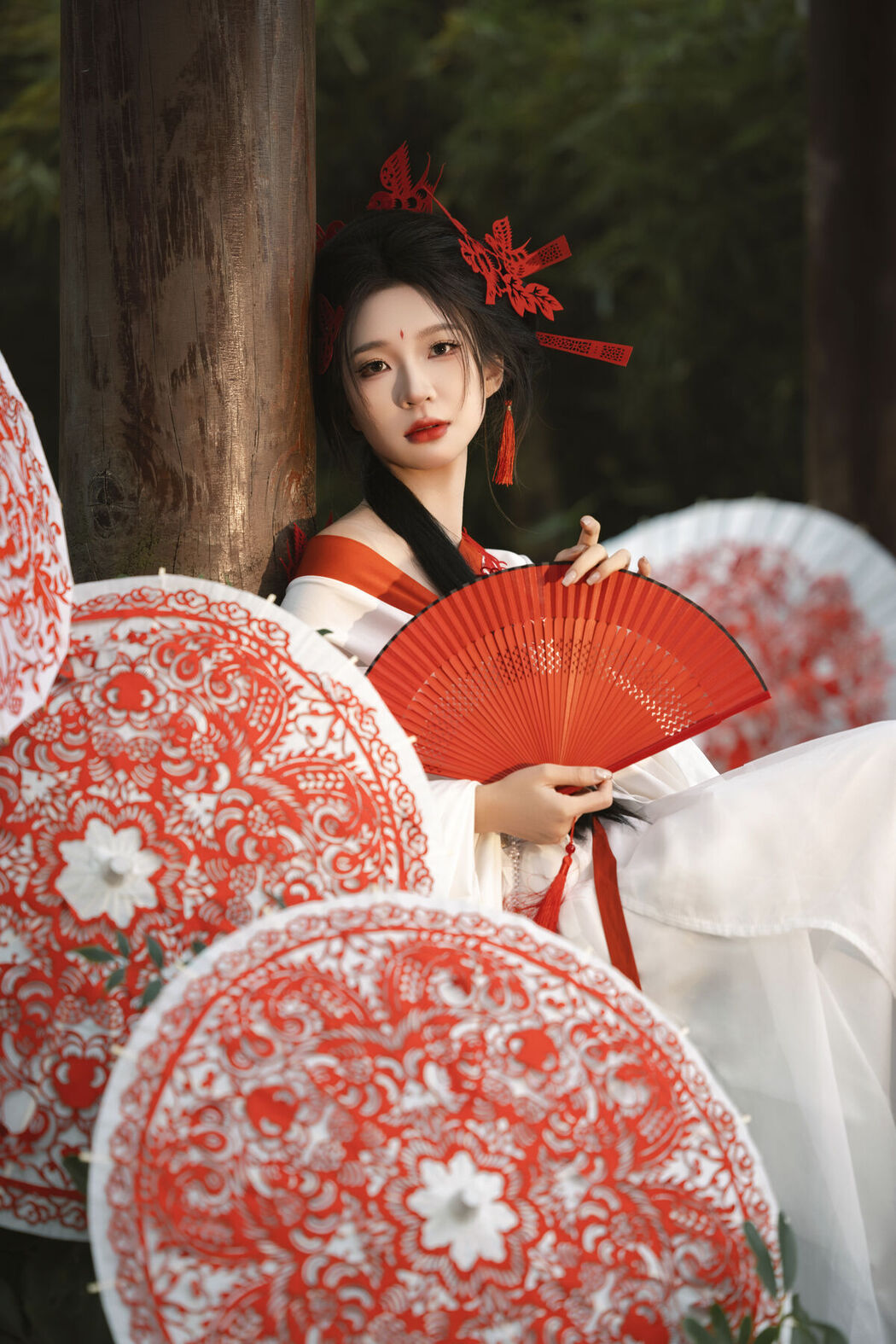 YiTuYu艺图语 Vol.8303 失眠面包蟹 (32P)