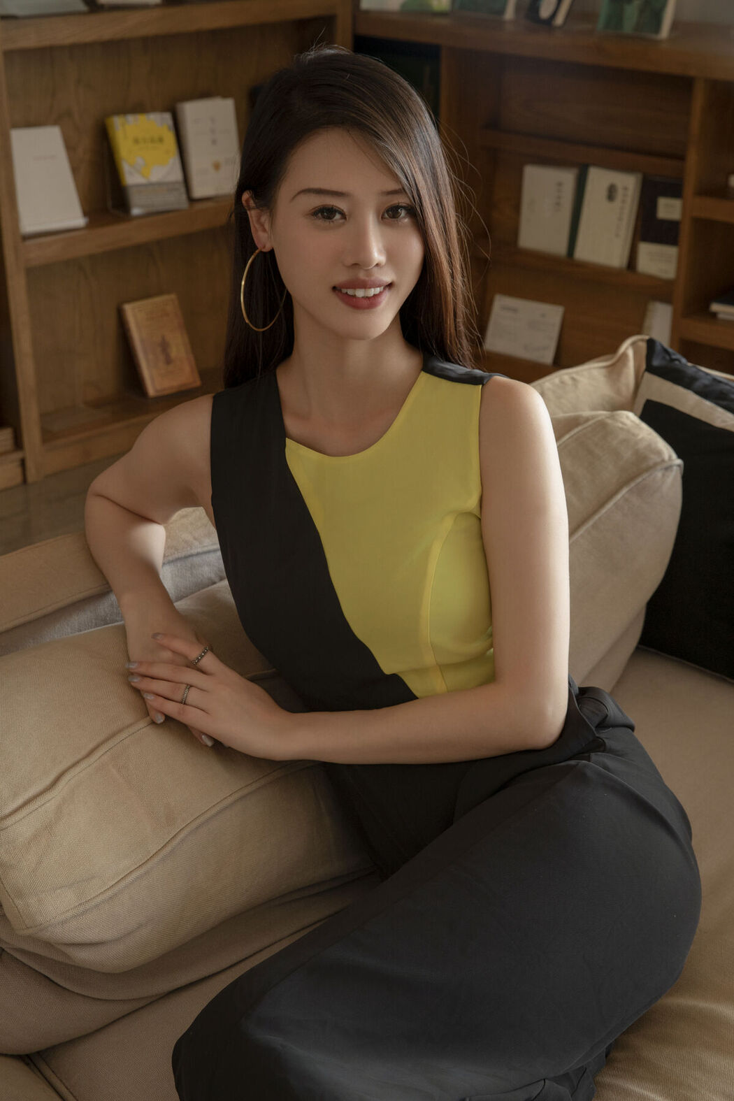 YiTuYu艺图语 Vol.8301 Chenaling_CL (31P)