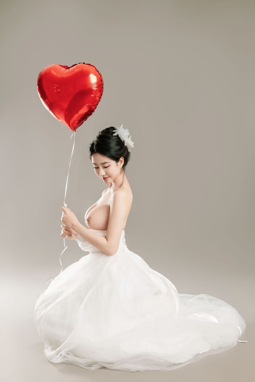 Coser@年年Nnian – LOVE 情人节特别篇 (81P)