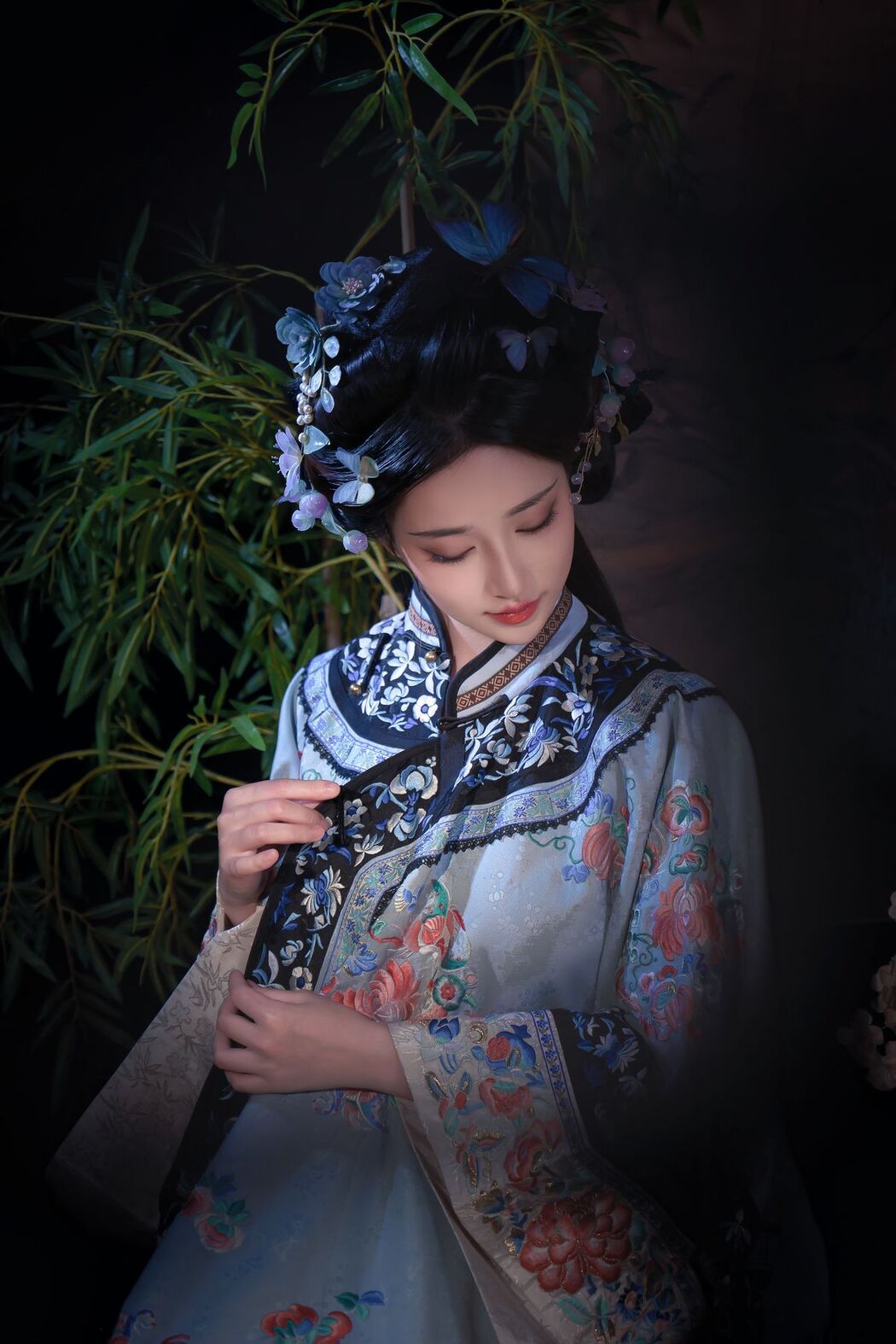 Coser@年年Nnian – 丝兰陵 (72P)