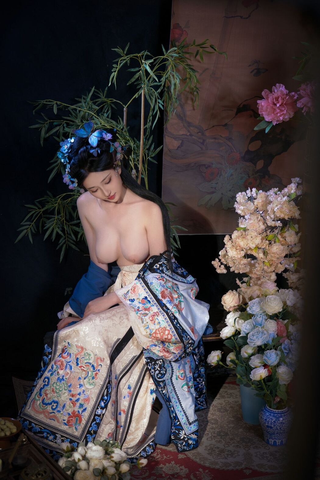 Coser@年年Nnian – 丝兰陵 (72P)