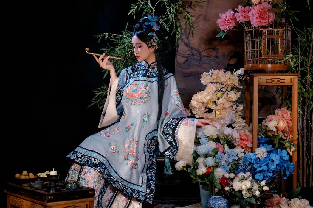 Coser@年年Nnian – 丝兰陵 (72P)