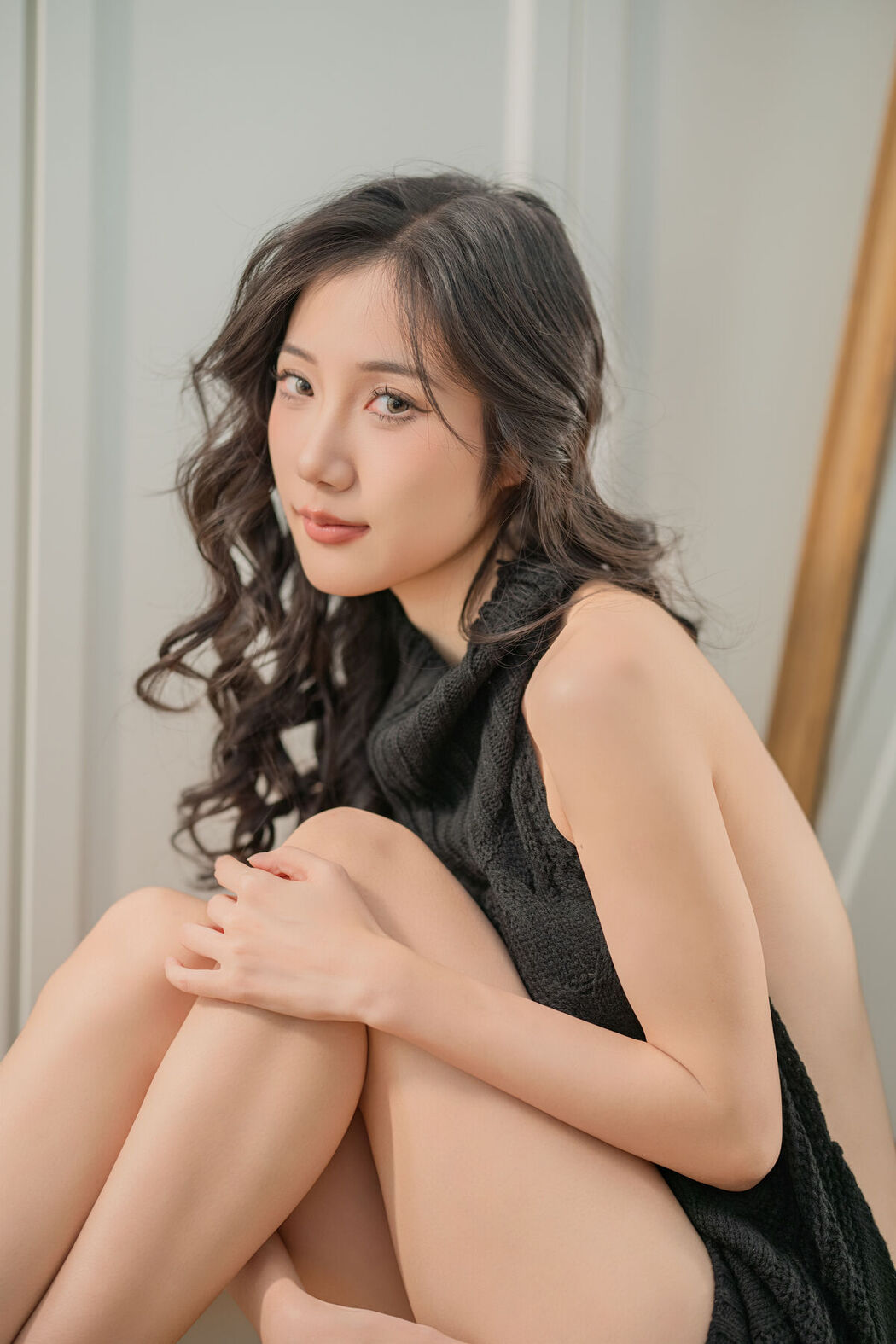 YiTuYu艺图语 Vol.8317 o1ne万 (23P)