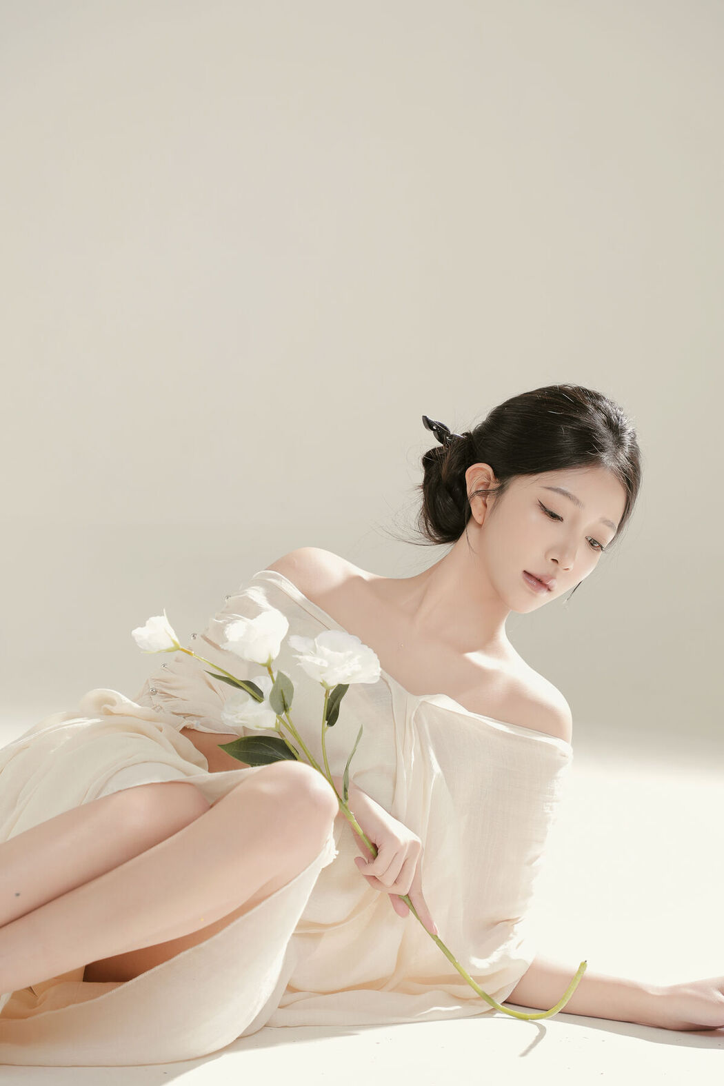 YiTuYu艺图语 Vol.8316 CHEN陈一 (22P)