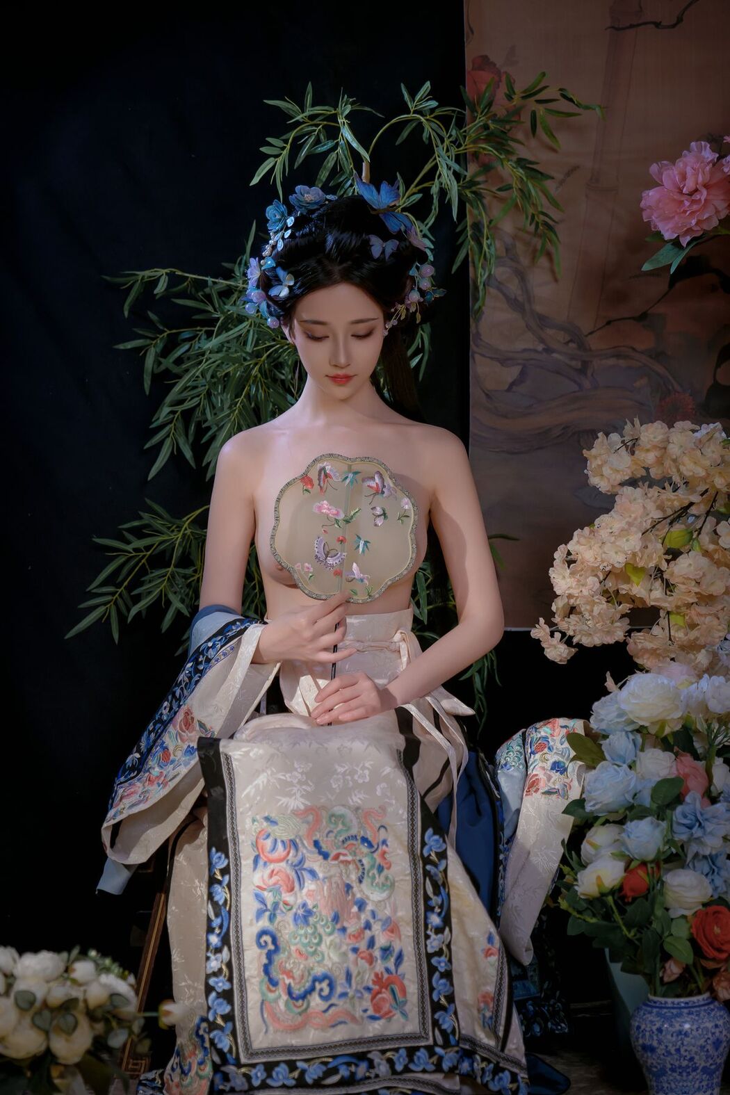 Coser@年年Nnian – 丝兰陵 (72P)