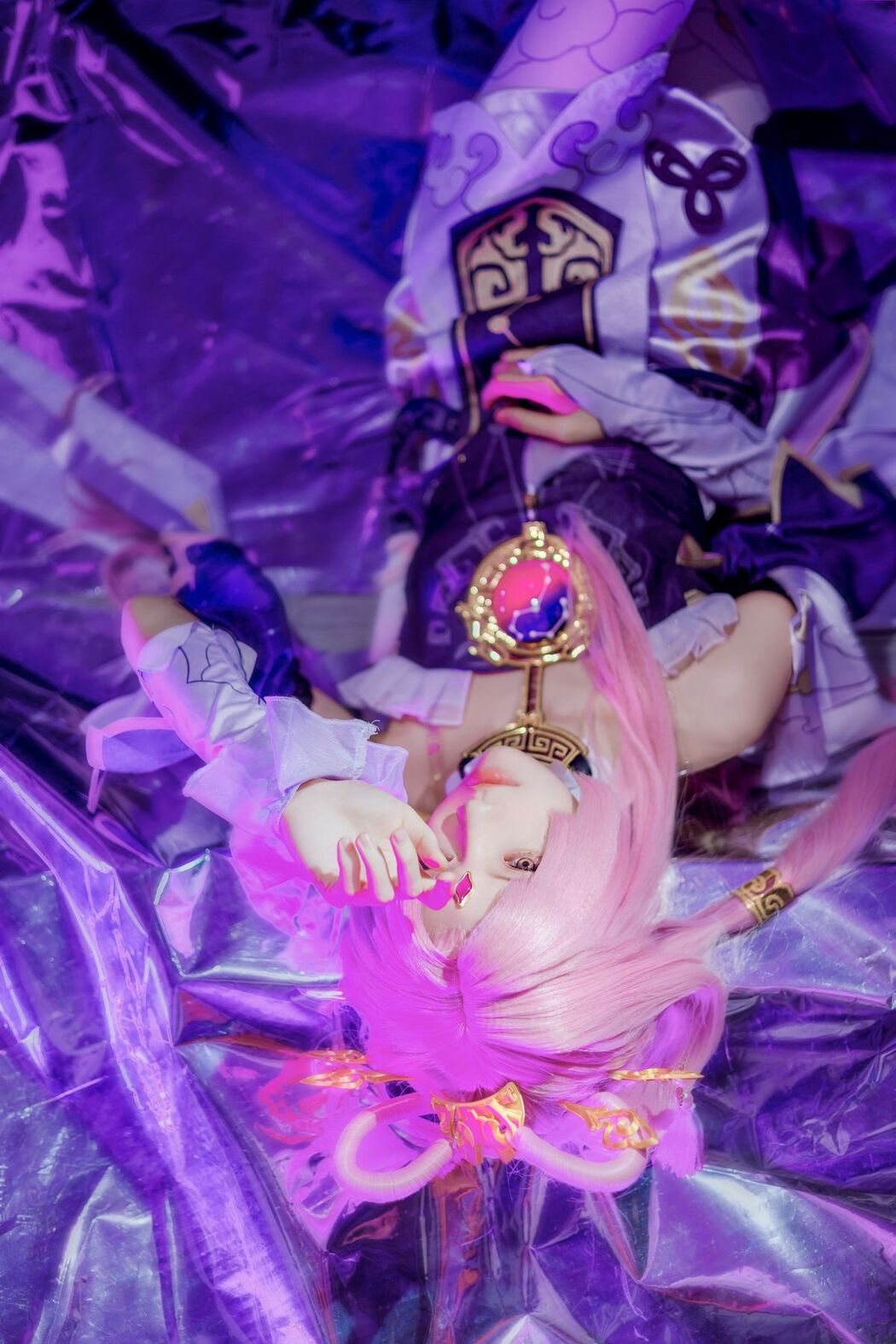 Coser@桜桃喵 &#8211; 符玄 (28P &#8211; 2V)