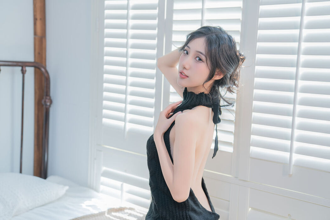 YiTuYu艺图语 Vol.8317 o1ne万 (23P)