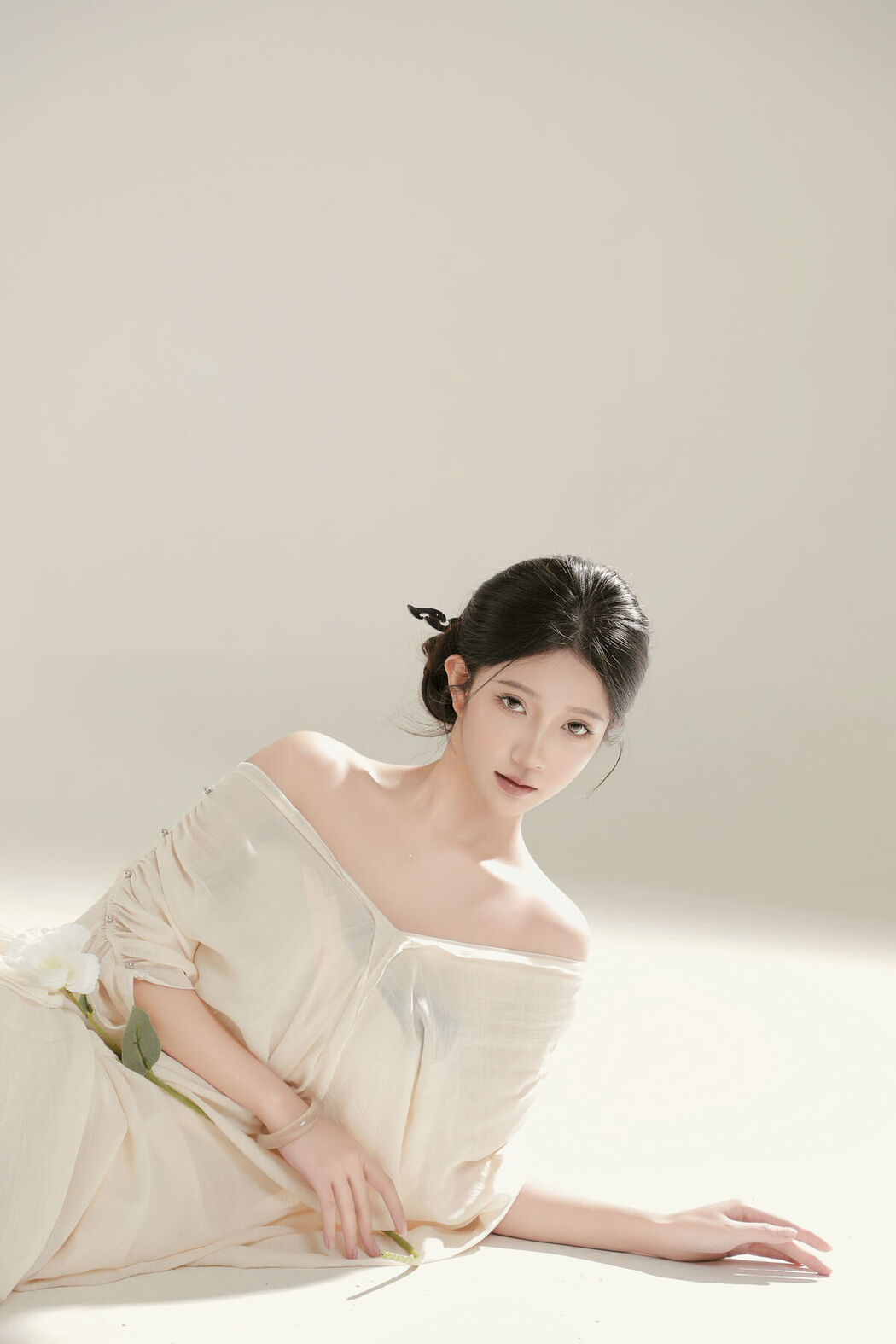 YiTuYu艺图语 Vol.8316 CHEN陈一 (22P)