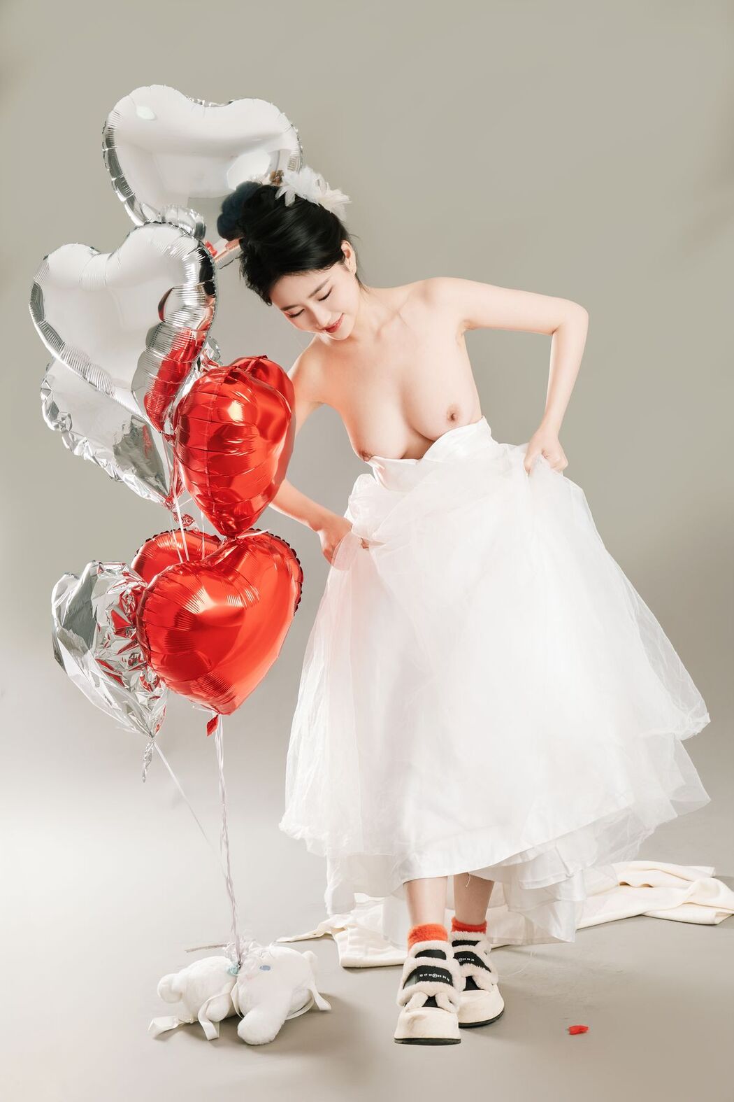 Coser@年年Nnian – LOVE 情人节特别篇 (81P)