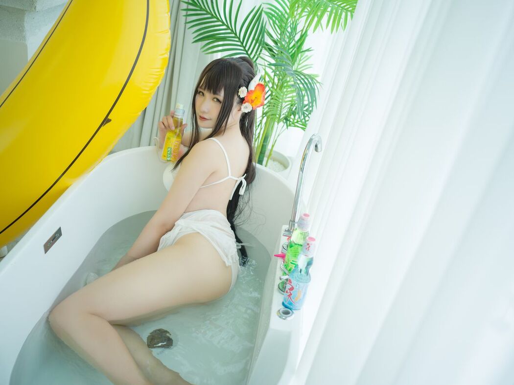 Coser@麻花麻花酱 – 比睿泳装 (31P)