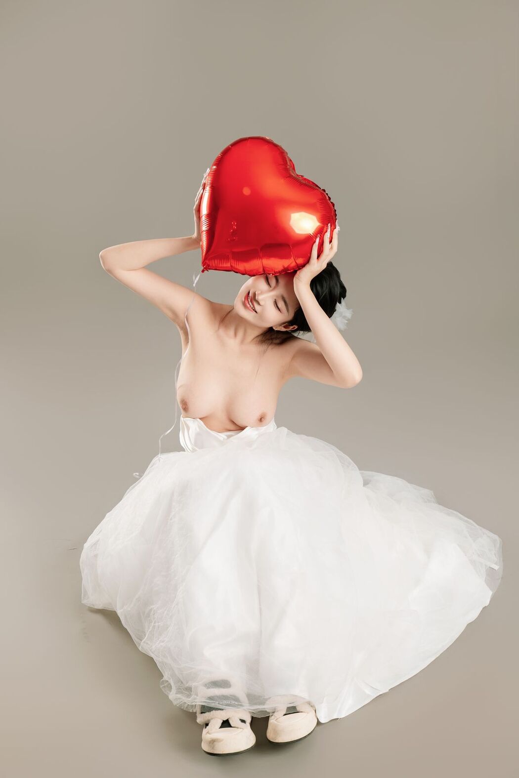 Coser@年年Nnian – LOVE 情人节特别篇 (81P)