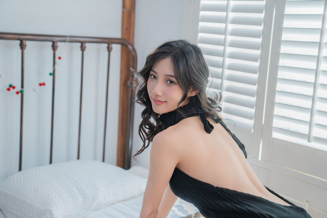 YiTuYu艺图语 Vol.8317 o1ne万 (23P)