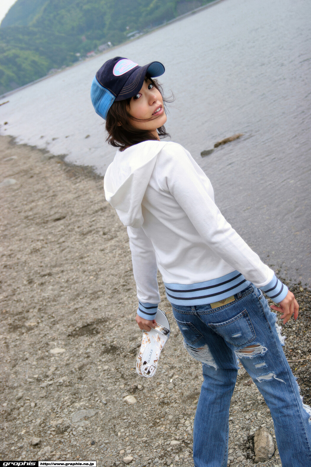 Natsumi Akimoto 秋元なつみ, Graphis First Gravure Vol.034 初脱ぎ娘 Set.02 Cover Photo