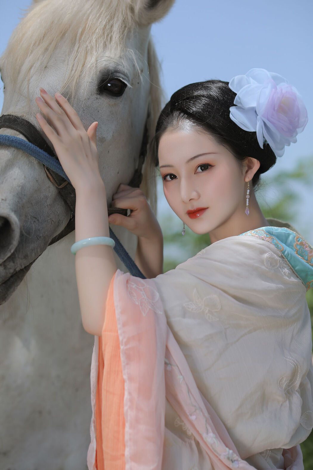 YiTuYu艺图语 Vol.8320 果果 (18P)