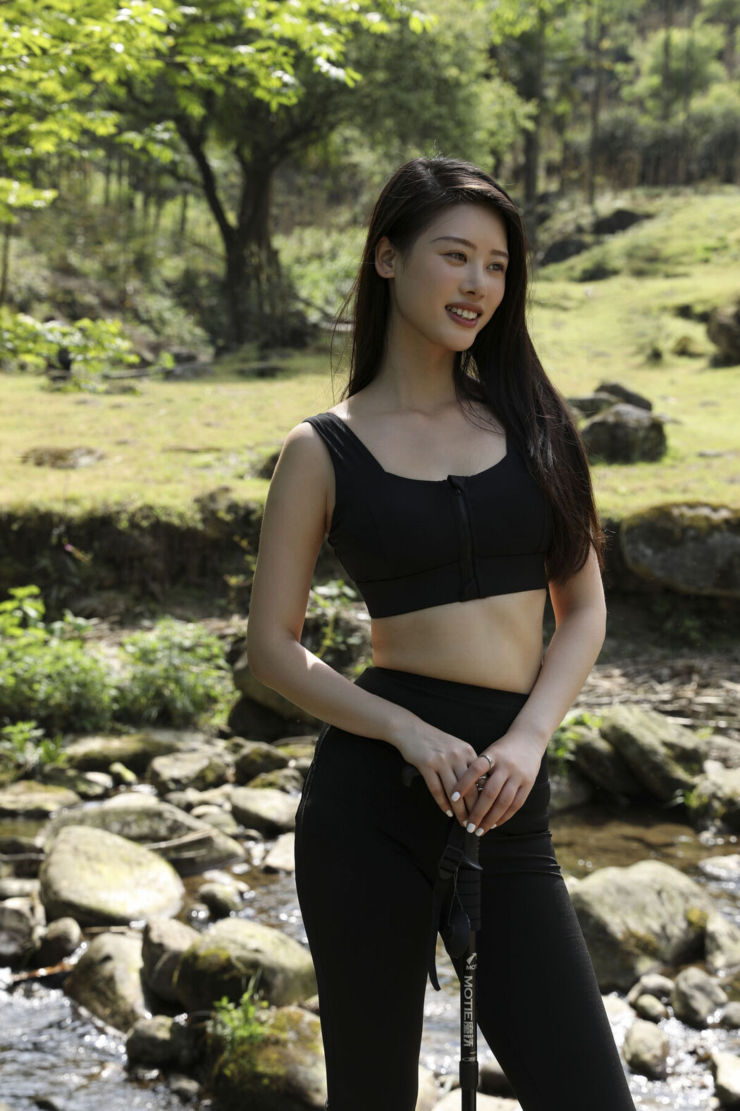 YiTuYu艺图语 Vol.8321 Chenaling_CL (27P)