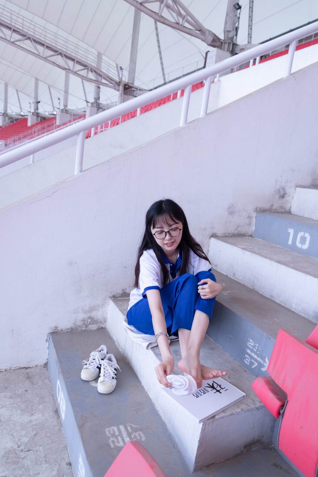BoBoSocks袜啵啵 NO.002 Zhi Yu