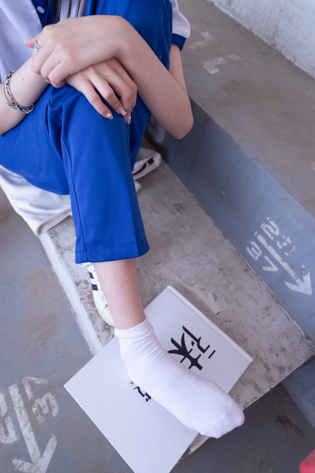 BoBoSocks袜啵啵 NO.002 Zhi Yu