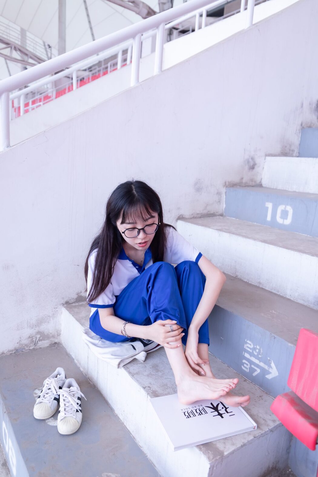 BoBoSocks袜啵啵 NO.002 Zhi Yu