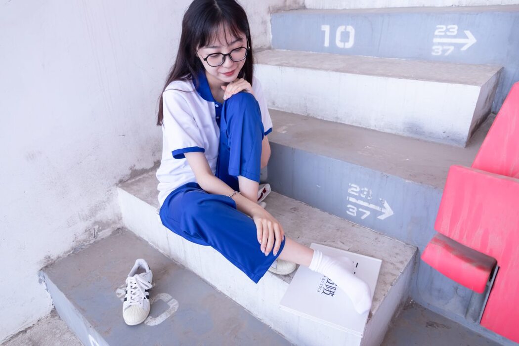 BoBoSocks袜啵啵 NO.002 Zhi Yu
