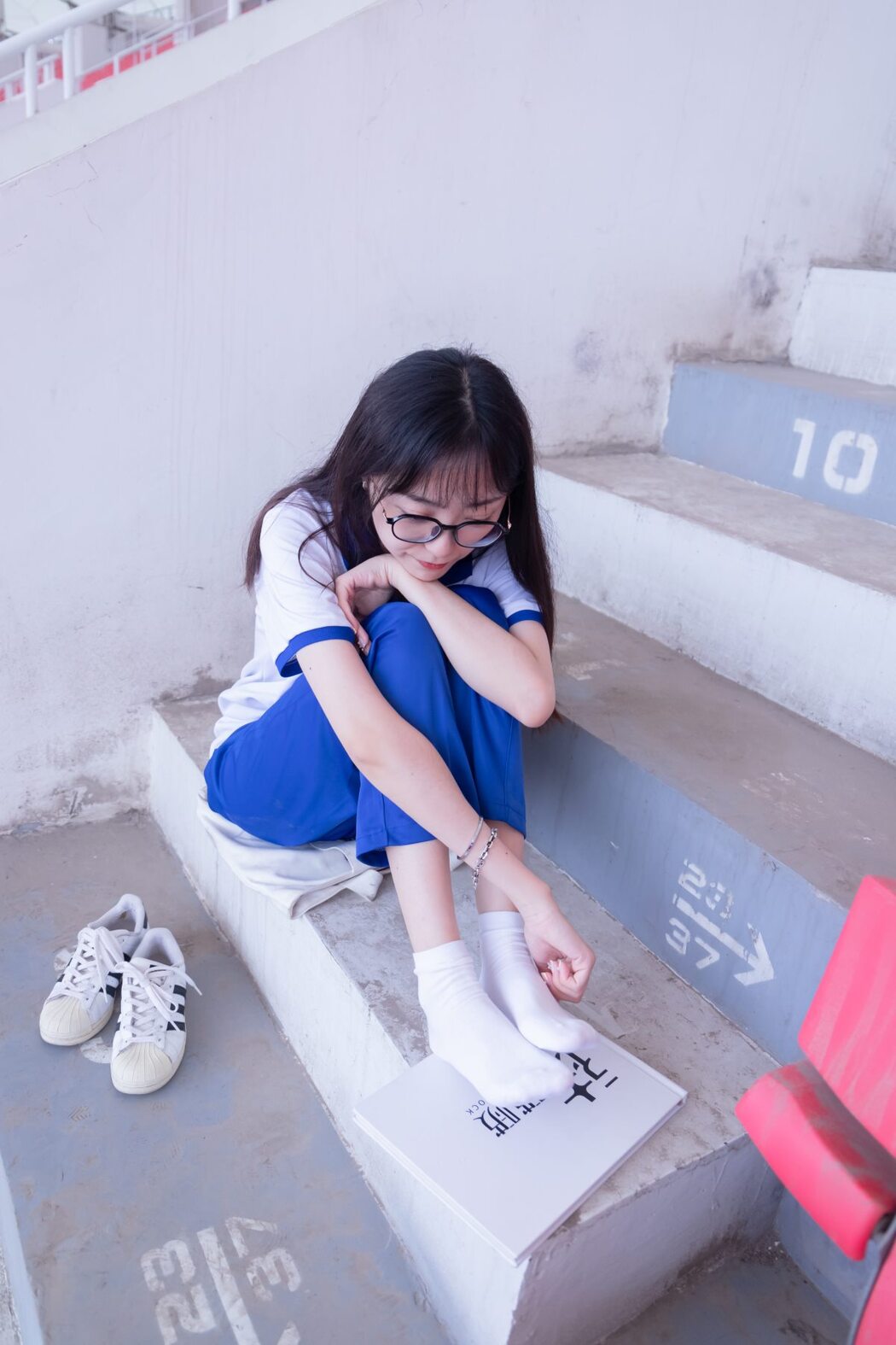 BoBoSocks袜啵啵 NO.002 Zhi Yu