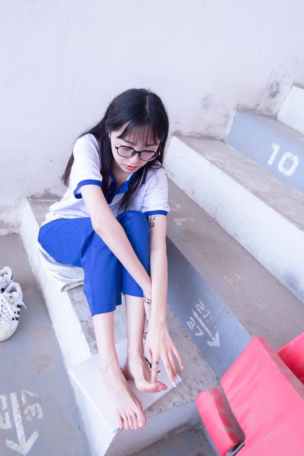 BoBoSocks袜啵啵 NO.002 Zhi Yu