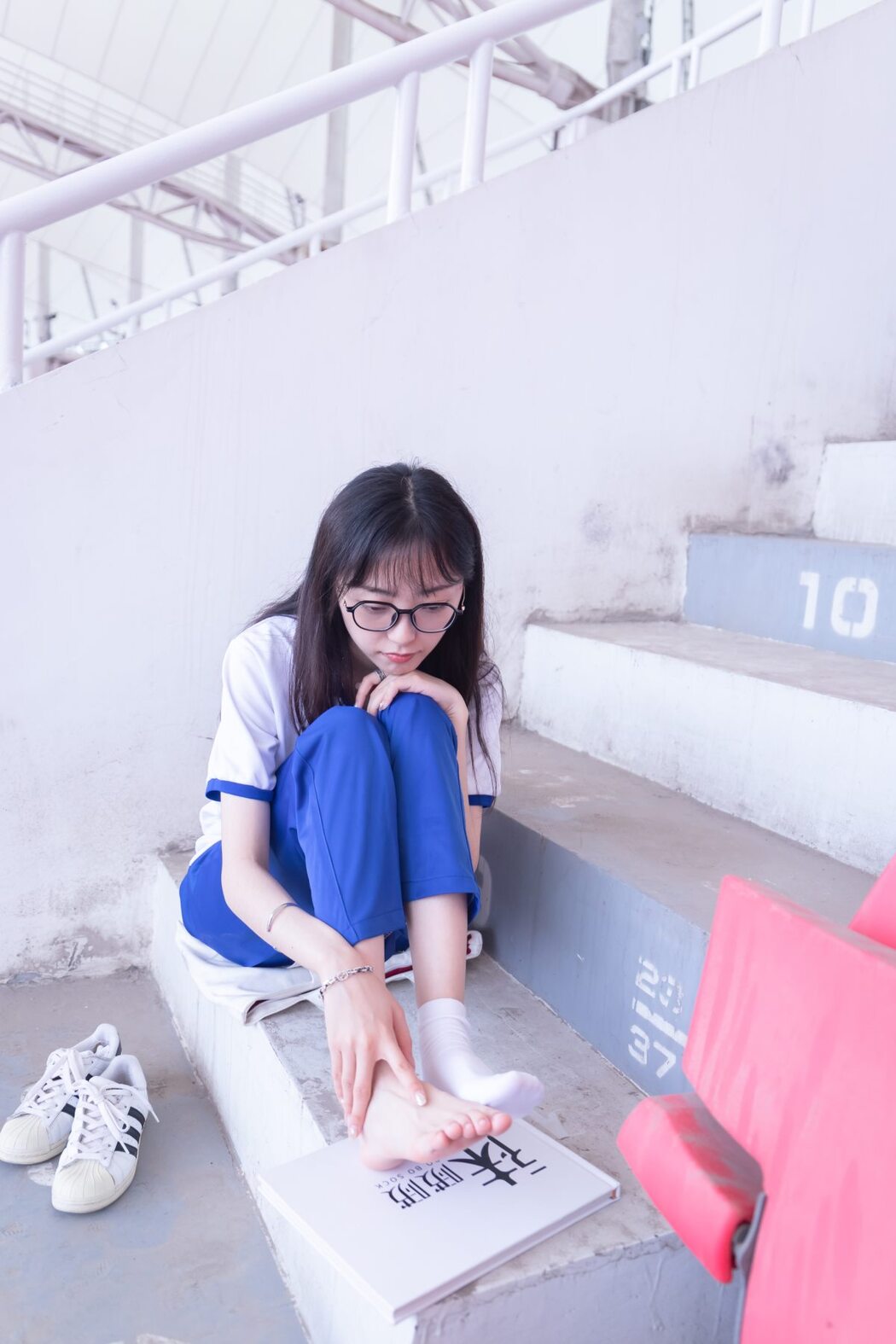 BoBoSocks袜啵啵 NO.002 Zhi Yu
