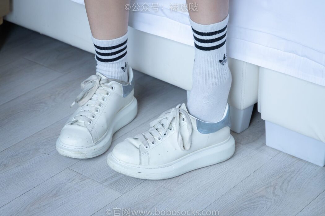 BoBoSocks袜啵啵 NO.003 Guo Dong
