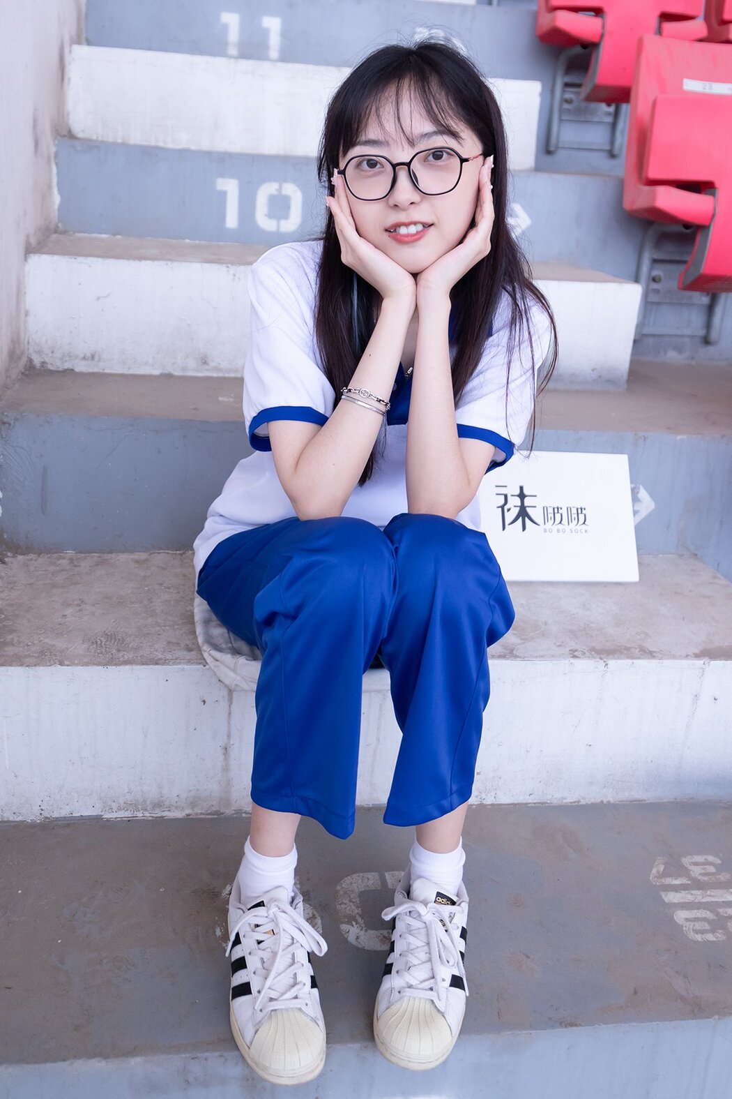 BoBoSocks袜啵啵 NO.002 Zhi Yu Cover Photo