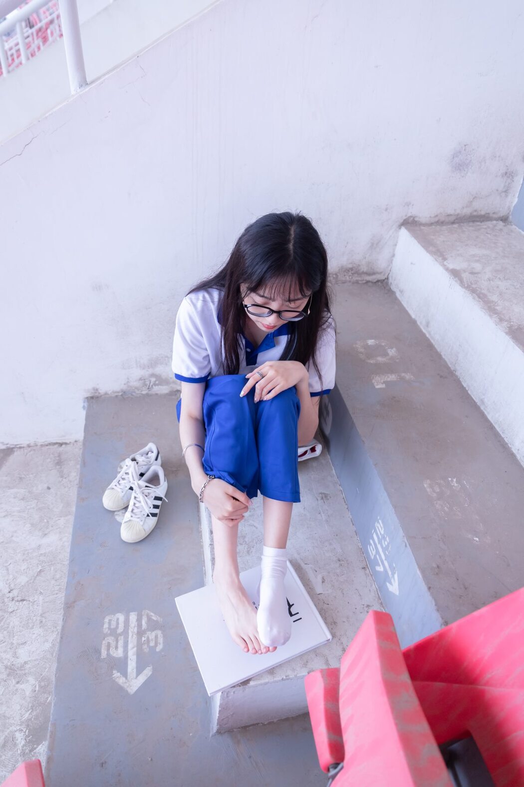 BoBoSocks袜啵啵 NO.002 Zhi Yu