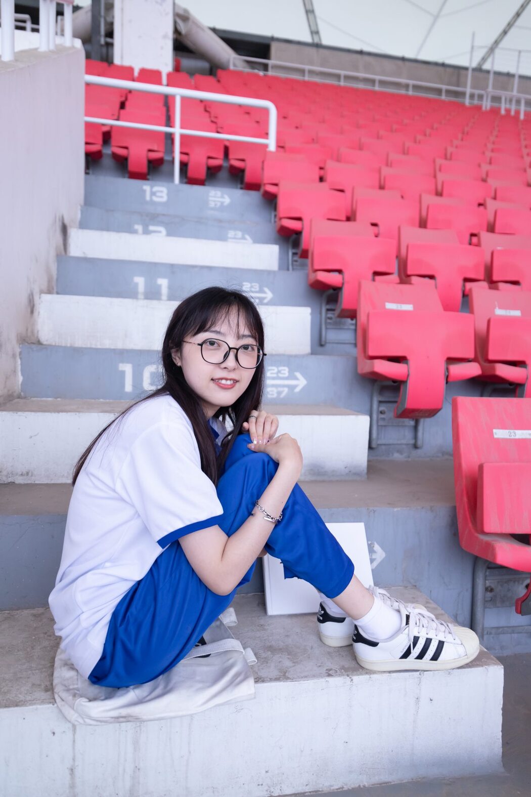 BoBoSocks袜啵啵 NO.002 Zhi Yu