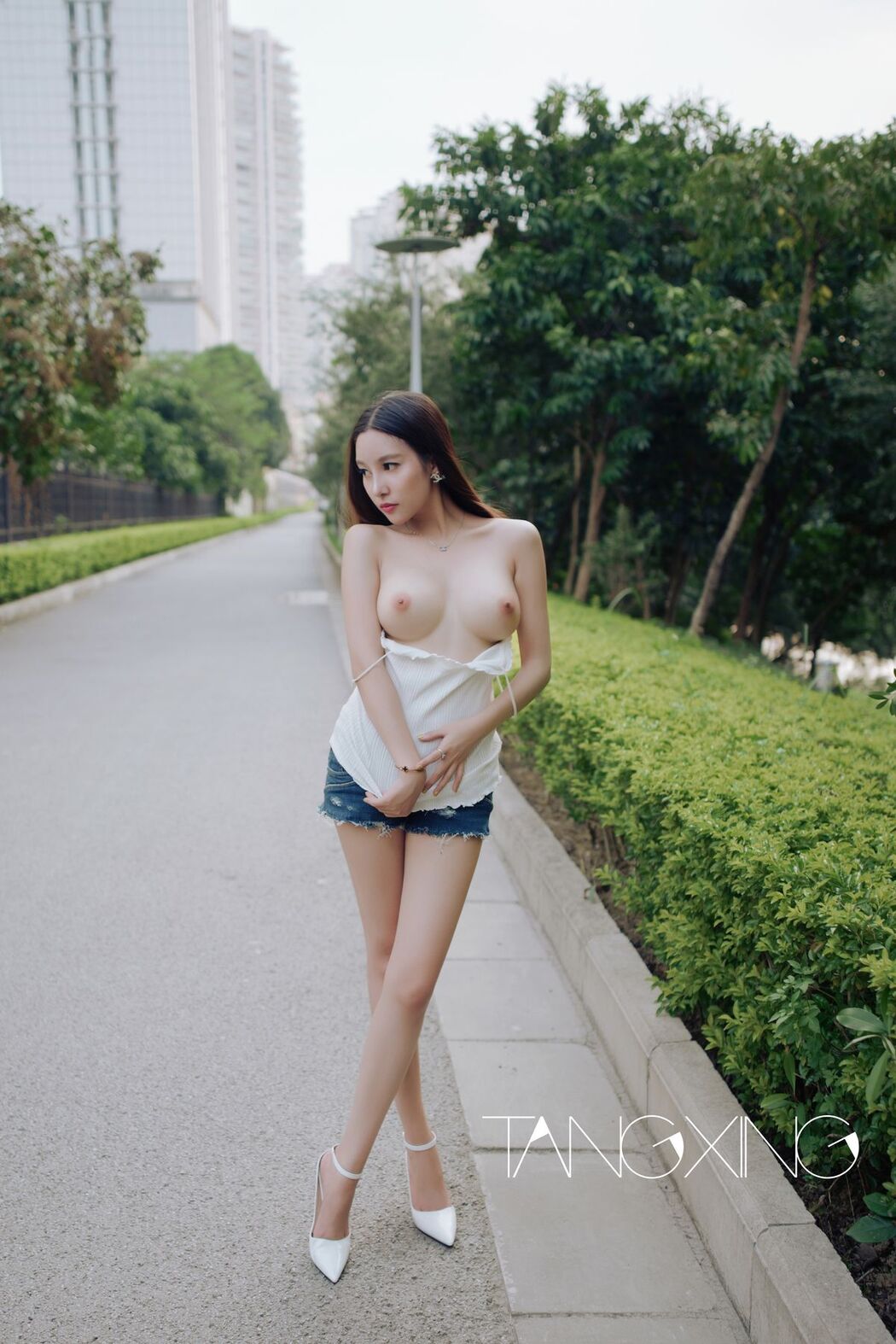 TANGXING唐兴 Adult Photography – 摄影精选作品 李梓熙空中花园 (51P)