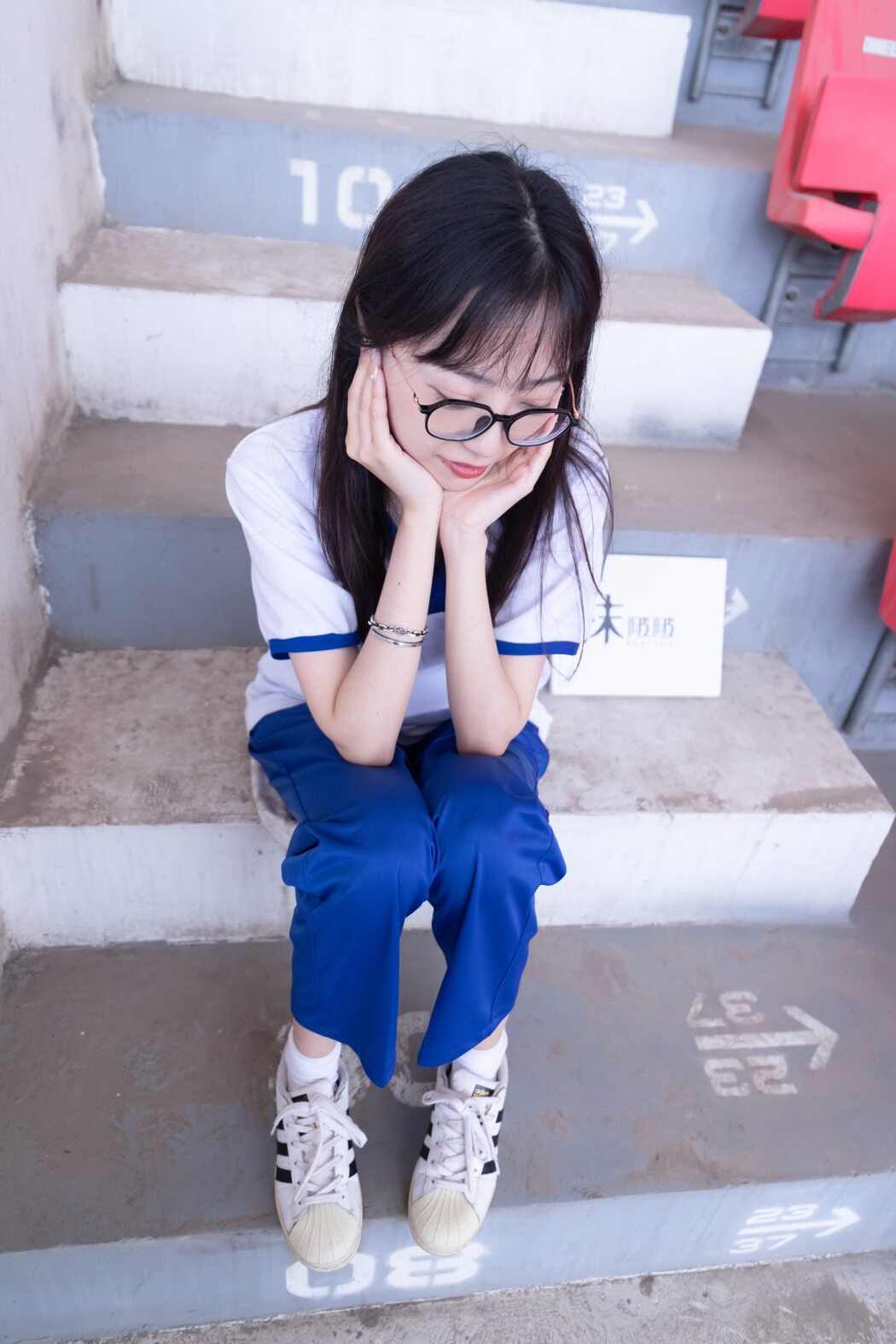 BoBoSocks袜啵啵 NO.002 Zhi Yu
