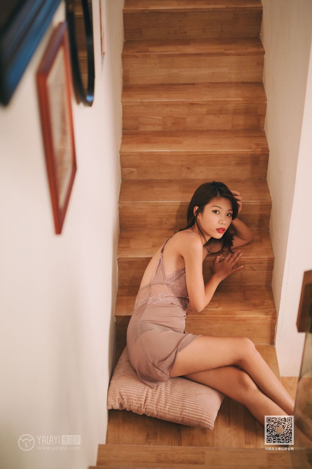 YALAYI Vol.509 A chance encounter in the stairwell
